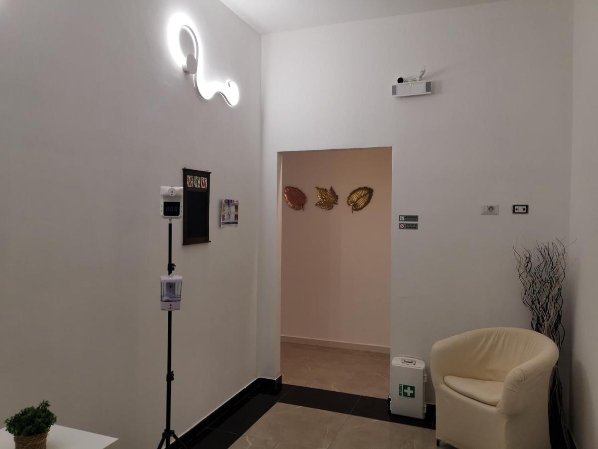 Entos Suite Cagliari Ngoại thất bức ảnh