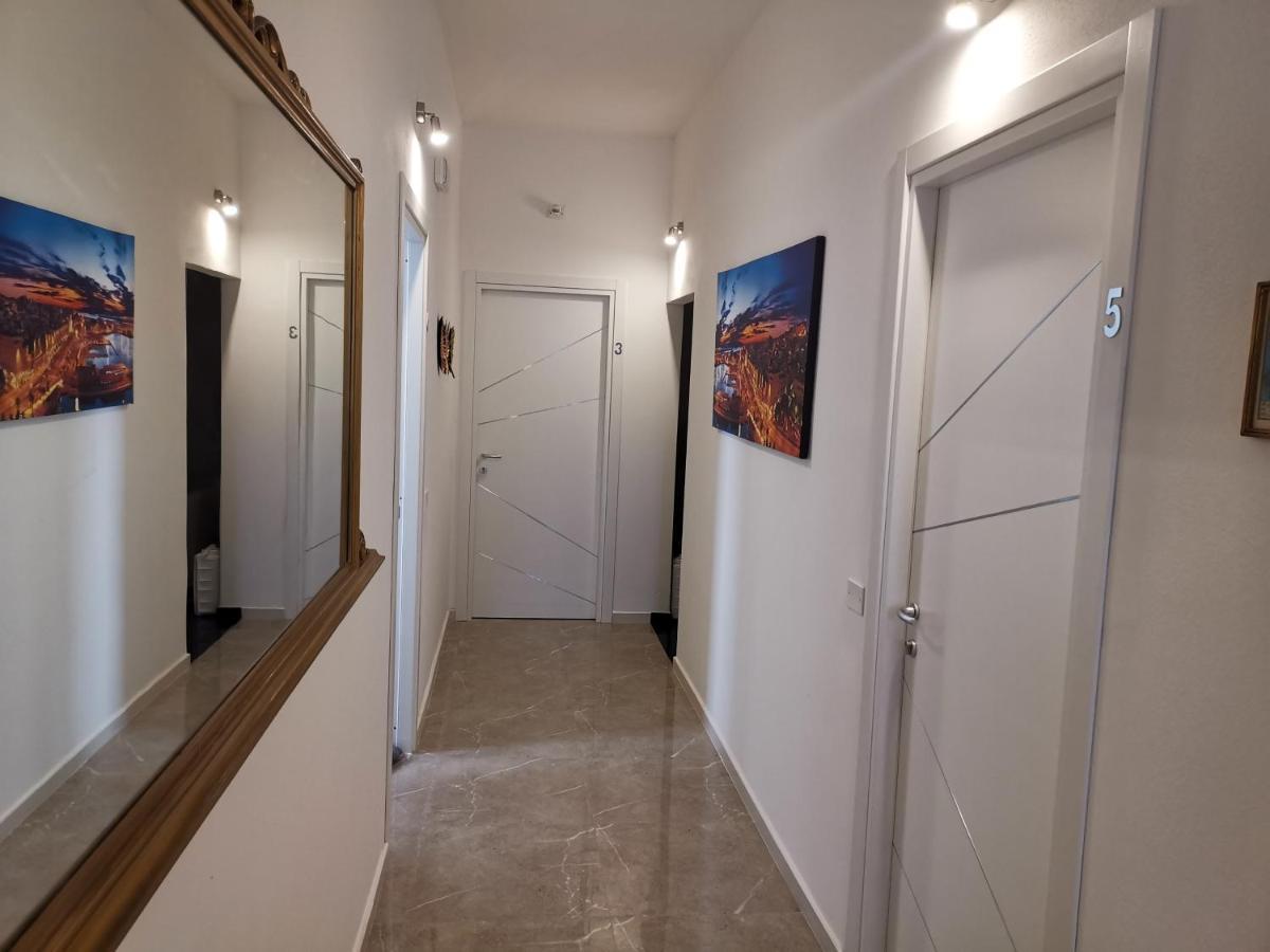 Entos Suite Cagliari Ngoại thất bức ảnh