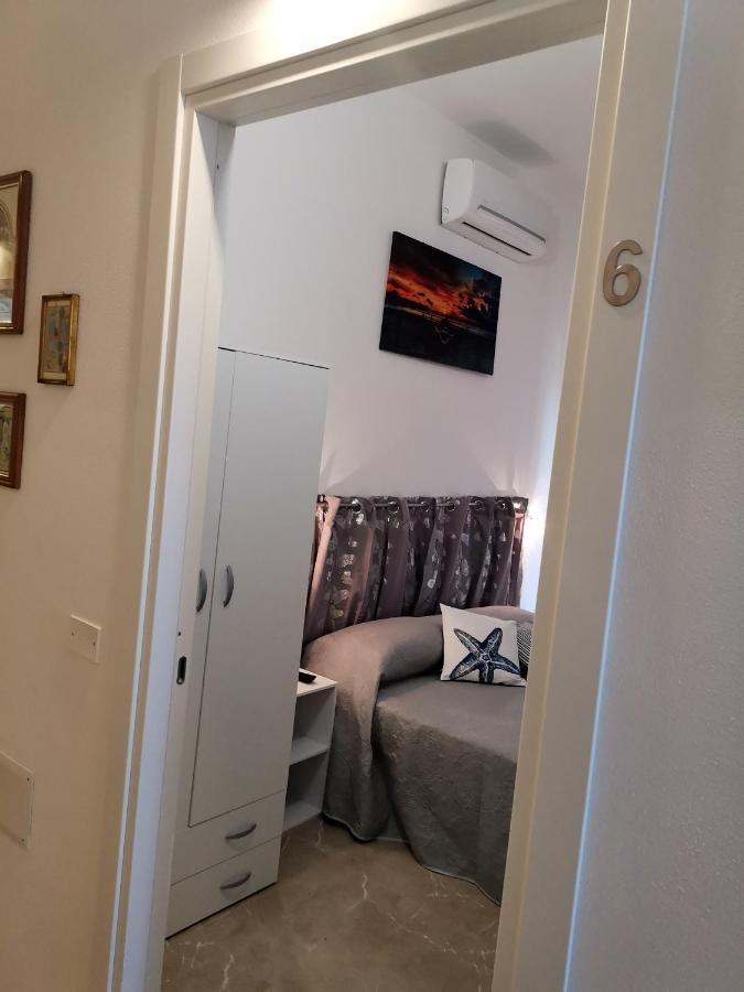 Entos Suite Cagliari Ngoại thất bức ảnh