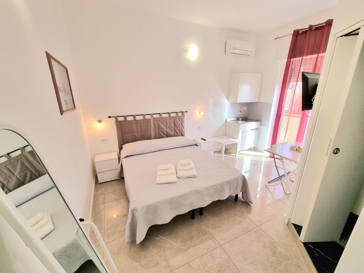 Entos Suite Cagliari Ngoại thất bức ảnh